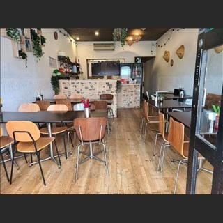 Nhà hàng vùng St Kilda hoạt động ổn định cần sang